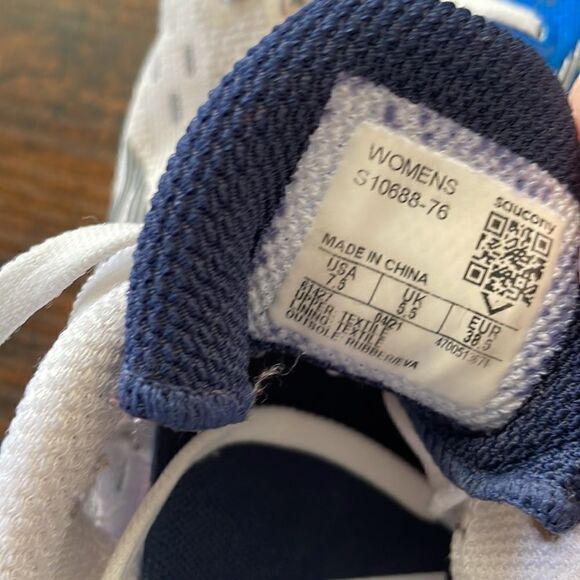 Saucony STARS & STRIPES ENDORPHIN SPEED 2 size 7.5 - Picture 8 of 8